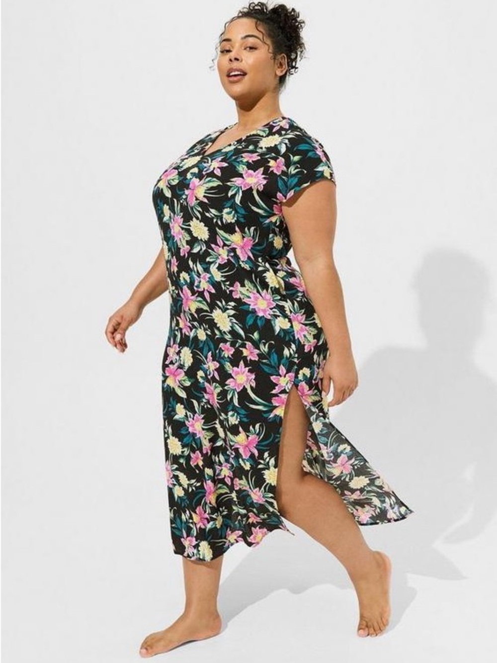 Torrid Black Floral Side Slit Caftan Cover-Up Dress - Size 18/20 (2)